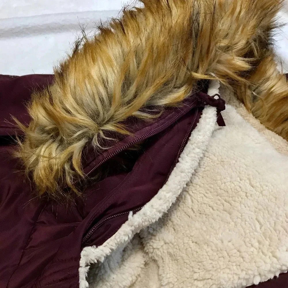 Steve Madden nwot burgundy